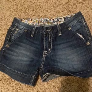 Miss me shorts size 29